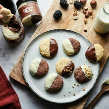 Carica l'immagine nel visualizzatore di Gallery, foodspring Crema Proteica Duo, 6 x 200g, Nocciola e 200 g (Confezione da 6)