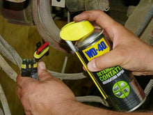 Carica l'immagine nel visualizzatore di Gallery, WD-40 Specialist - Detergente Contatti Spray Asciugatura Rapida con...