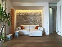 Carica l&#39;immagine nel visualizzatore di Gallery, Cornice per illuminazione indiretta led a parete o soffitto - EL301 (1,15 metri)