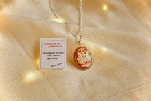 Carica l&#39;immagine nel visualizzatore di Gallery, Collana in Cammeo, Le 3 Grazie, Collana in Argento 925, Artigianato Italia