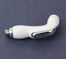 Carica l'immagine nel visualizzatore di Gallery, Kit completo per doccetta bidet, Cavo spiralato con supporto di fissaggio, 1/2