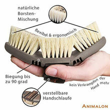 Carica l'immagine nel visualizzatore di Gallery, Animalon CareFlex - Spazzola per radici con setole naturali, flessibile ed...