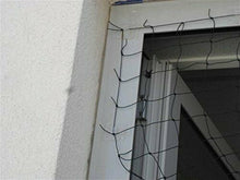 Carica l'immagine nel visualizzatore di Gallery, Rete per gatti e uccelli balcone5x5 mt + 50 ganci + 1 silicone