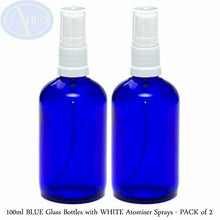 Carica l&#39;immagine nel visualizzatore di Gallery, confezione da 2 - 100ml bottiglie di vetro blu con bianco ATOMIZZATORE...