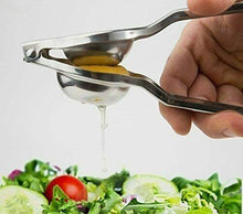 Carica l'immagine nel visualizzatore di Gallery, Spremi limone a pressione manuale in acciaio INOX, Filtro per semi a fori larghi